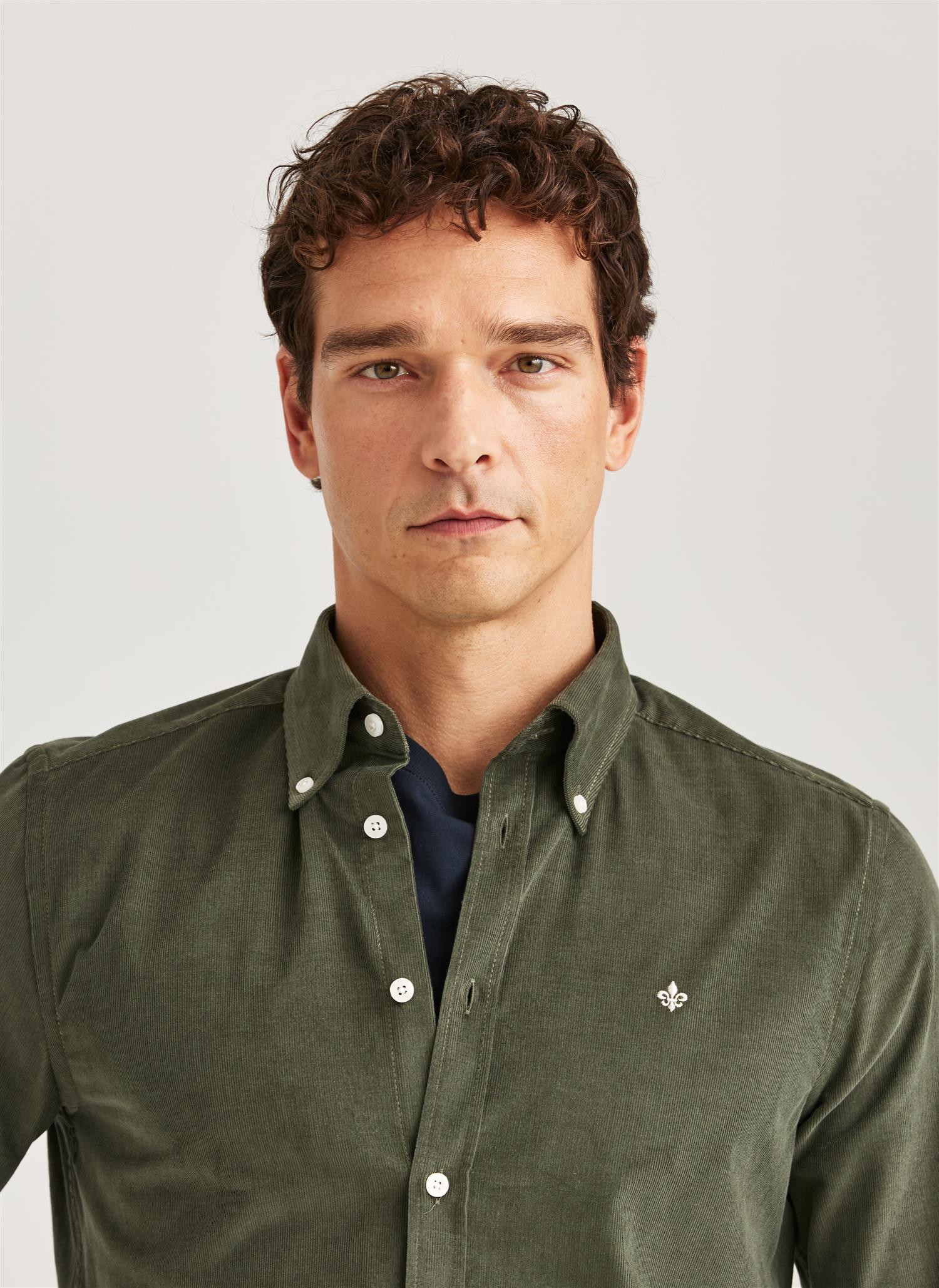 Douglas Cord Shirt-Slim Fit Olive