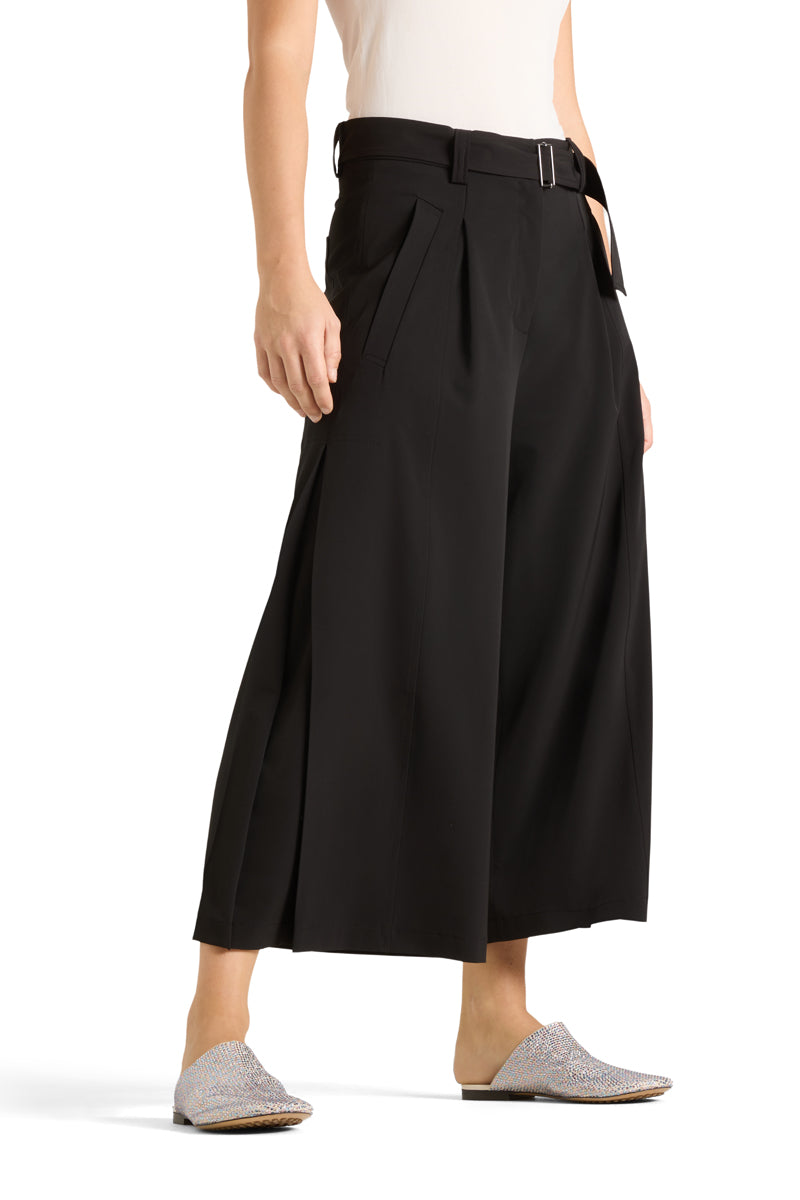 Celeste Black 24"
