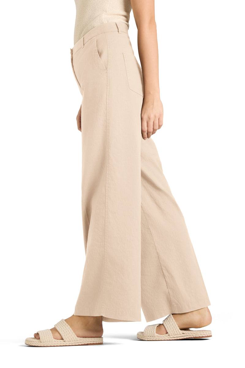 Adrienne Sandstorm 32"
