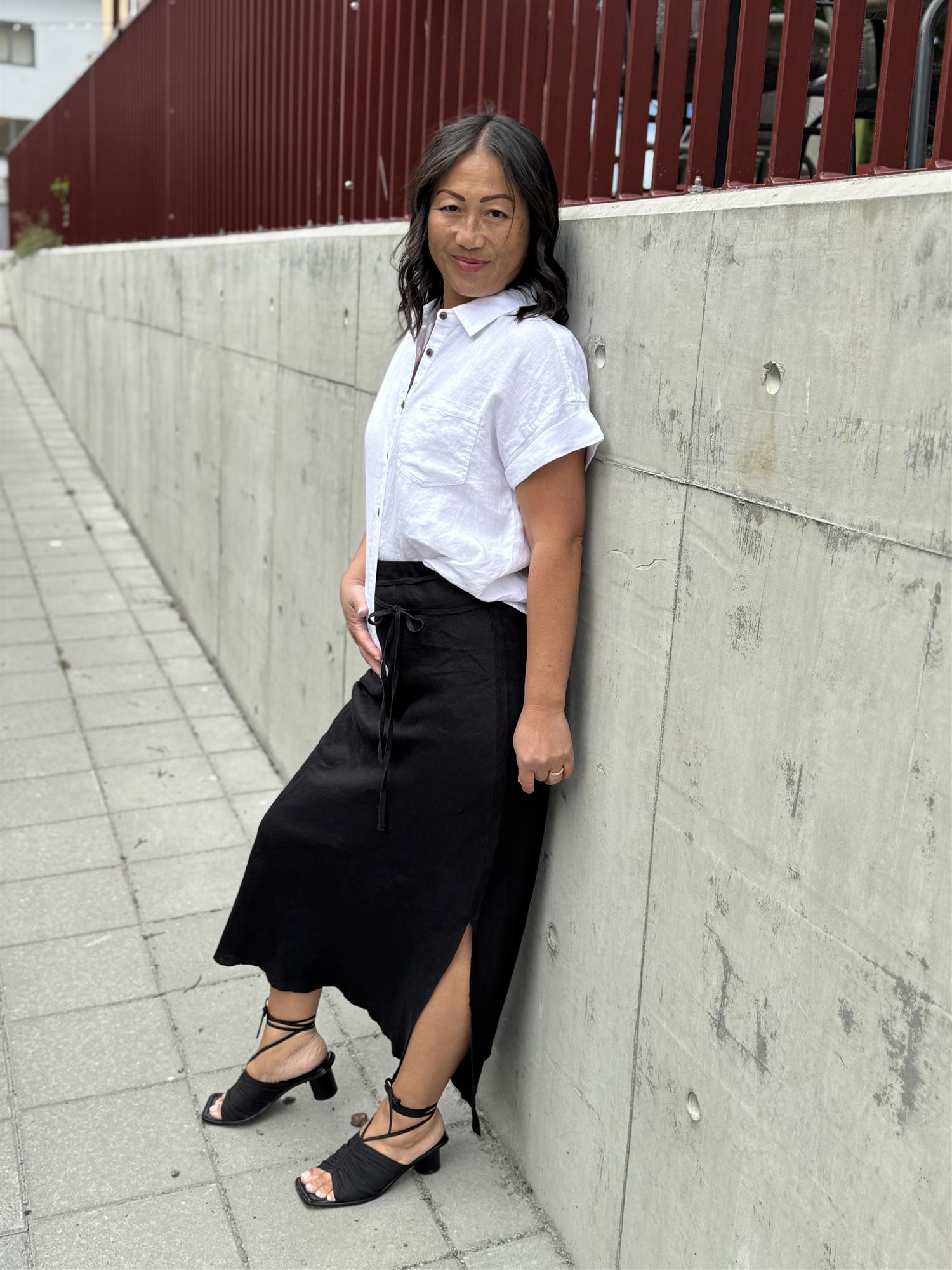 BIonda Linen Skirt Black