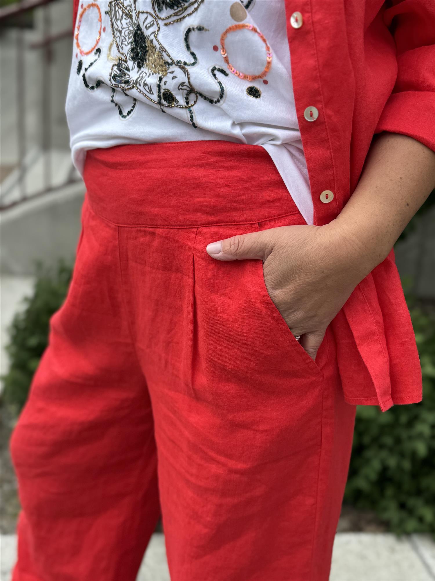 Any linen pant Red