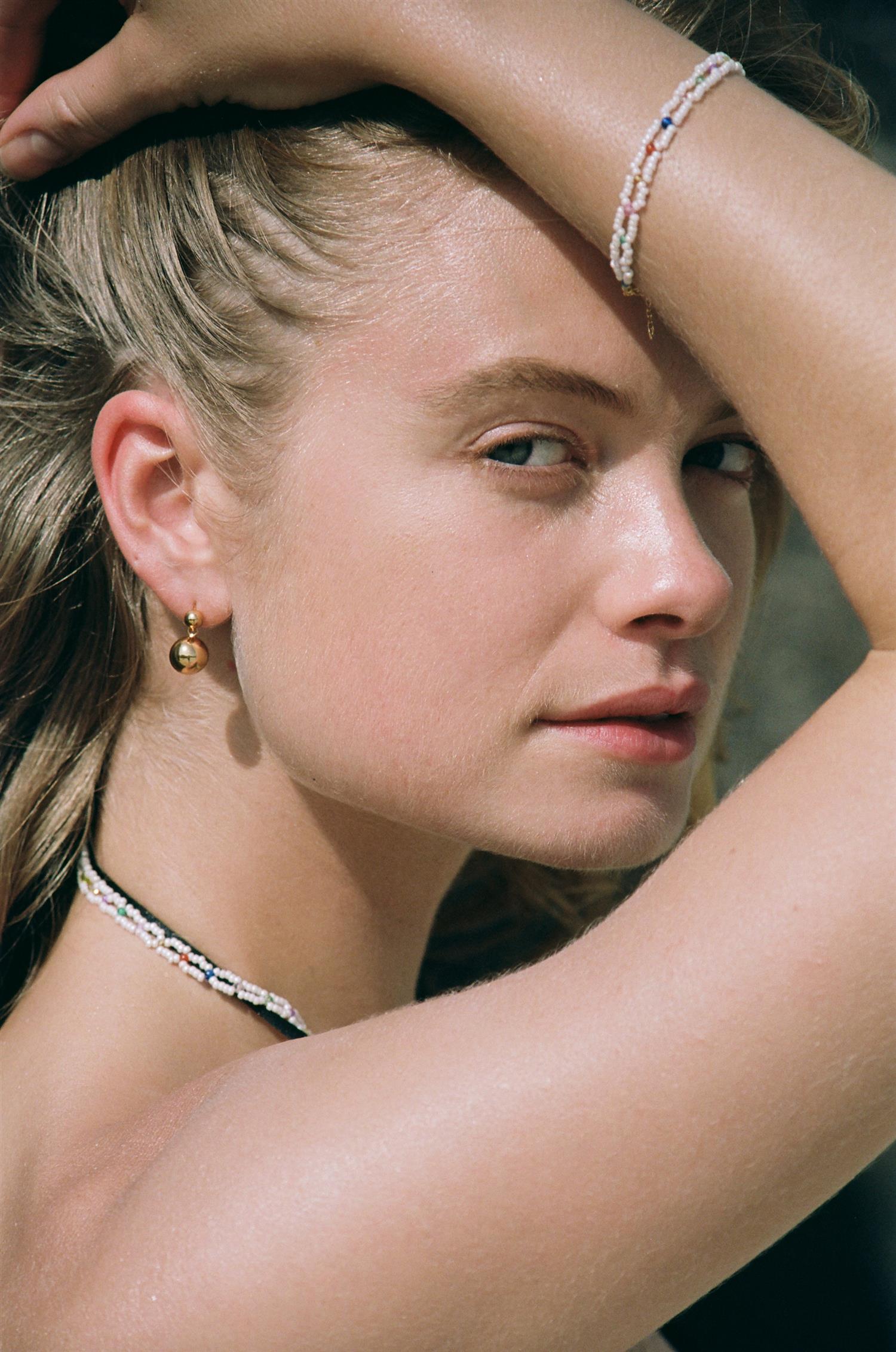 Drop of Gold Earring-gold