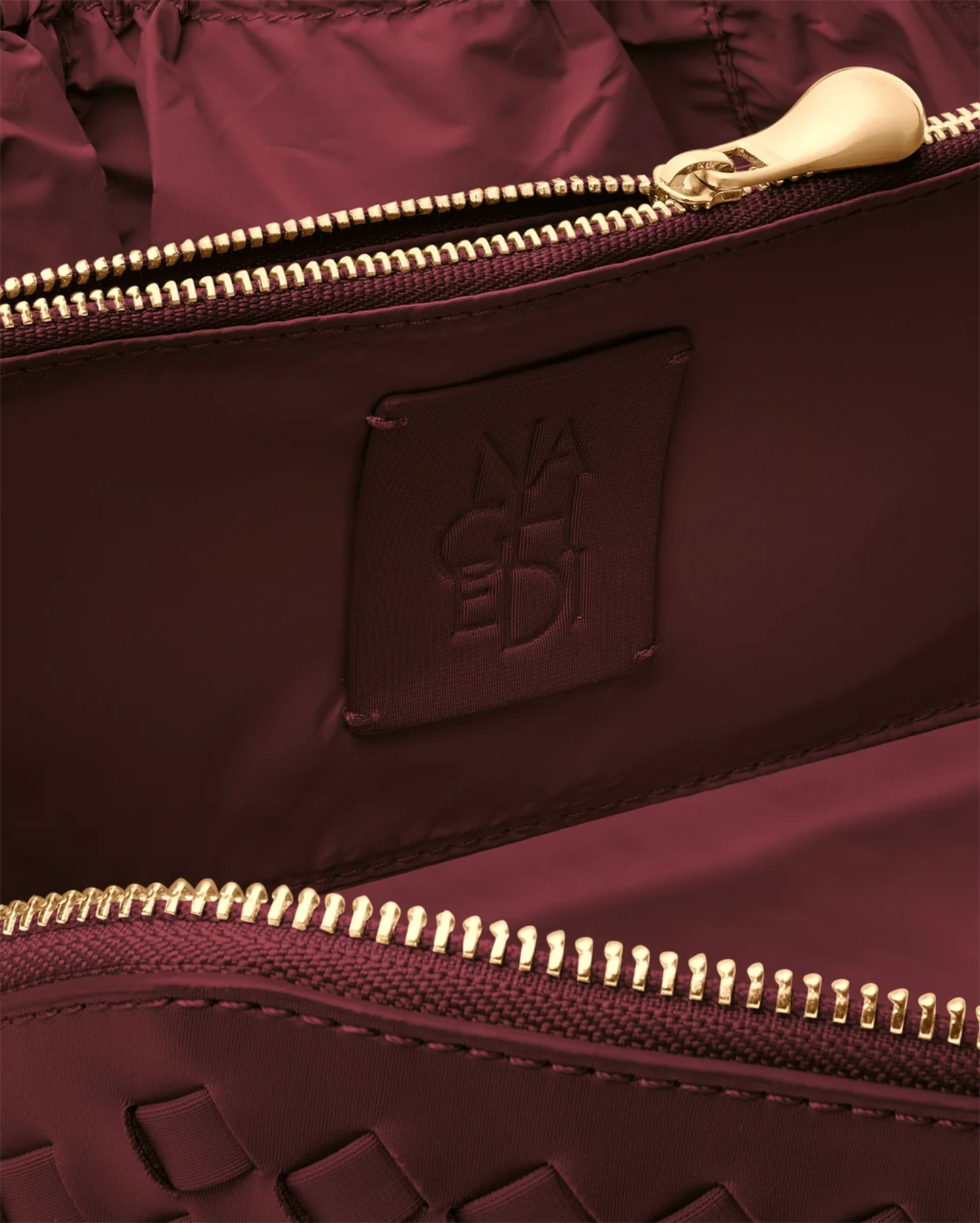 Caravan Medium Cosmetic Case Bourdeaux