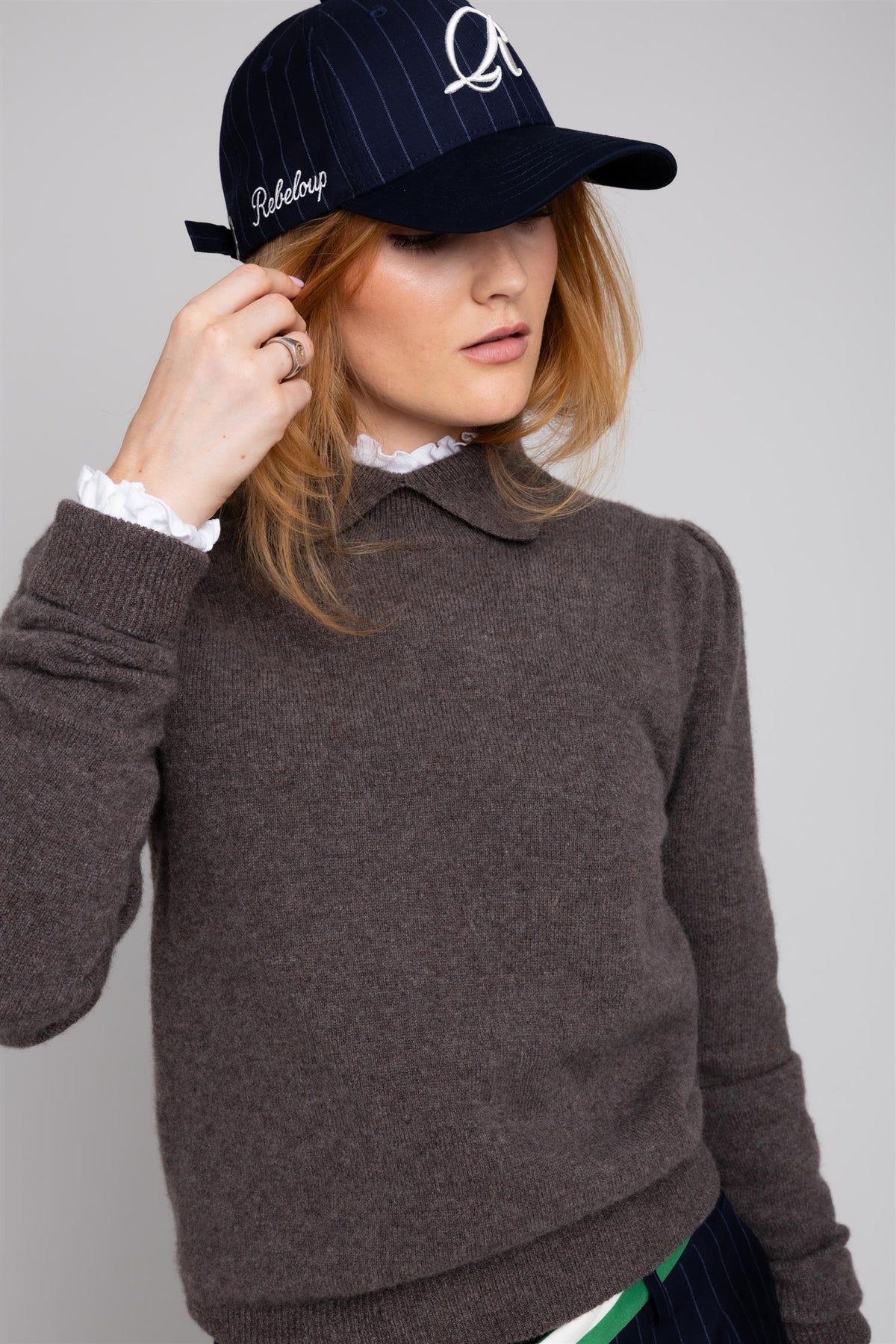 W.Lea LS Collar Top Taupe