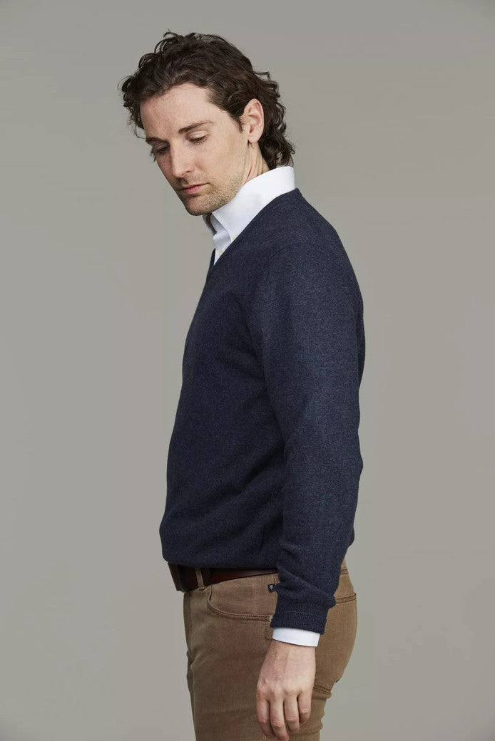 Geelong Knitted V-Neck Sweater Dark Blue