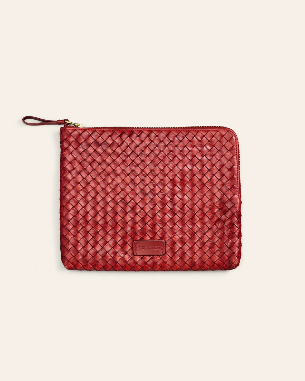 BATU S Falu Red Dama