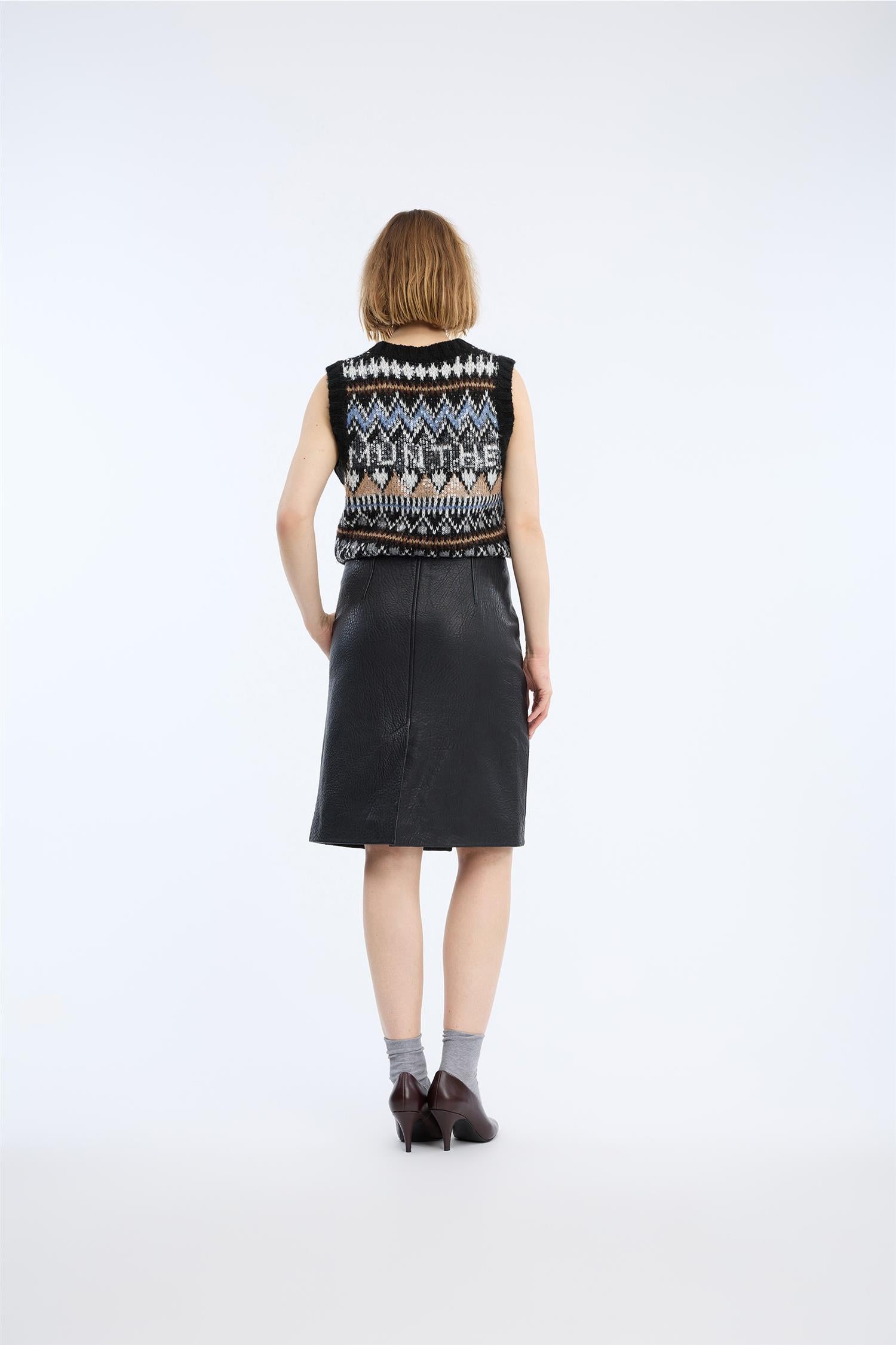 Vitalism Vest Mix Black