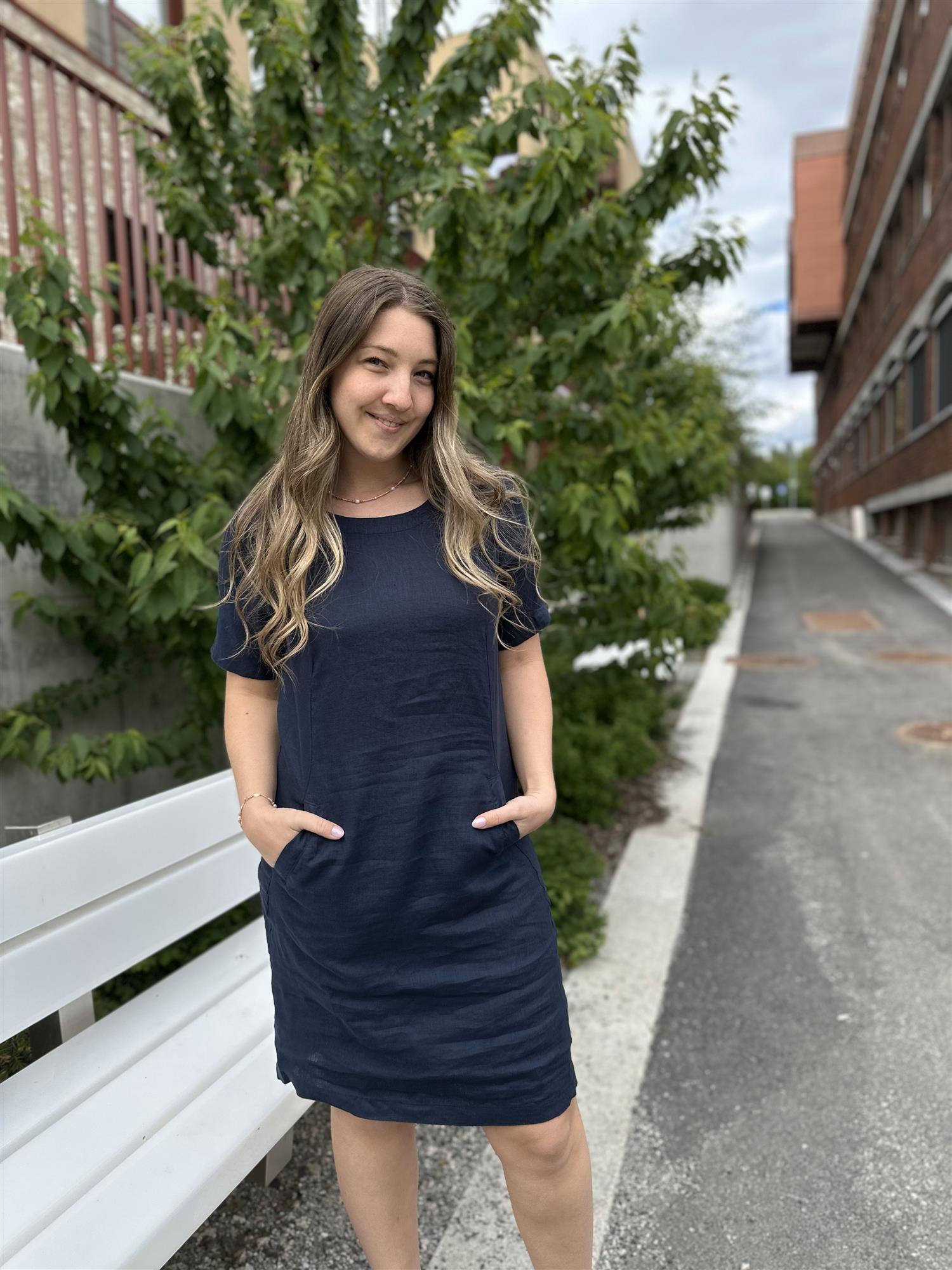 Miami linen dress Navy