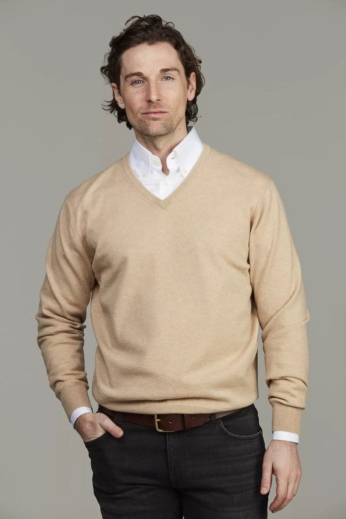 Geelong Knitted V-Neck Sweater Beige