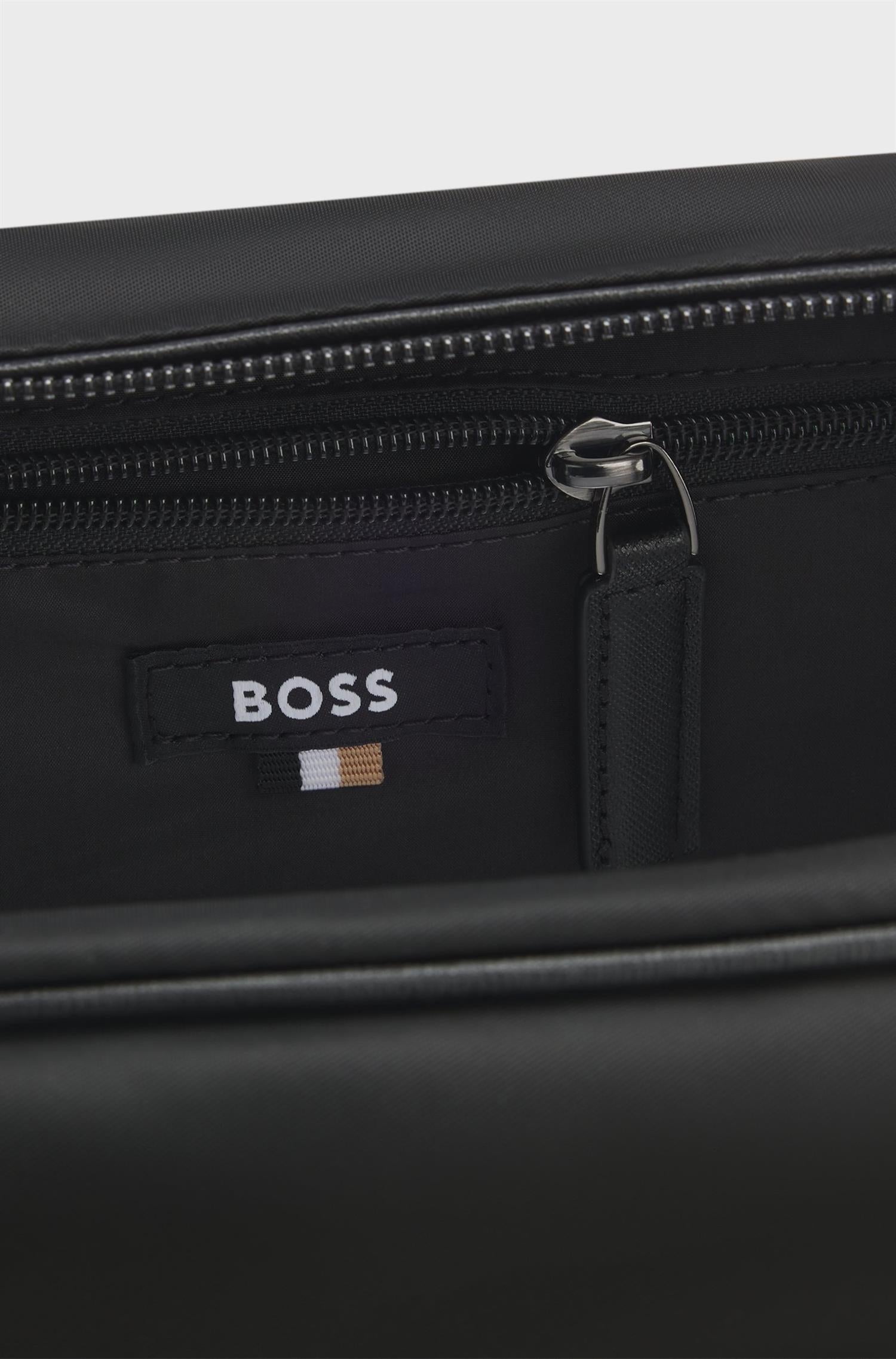 Boss Icon Washbag Black