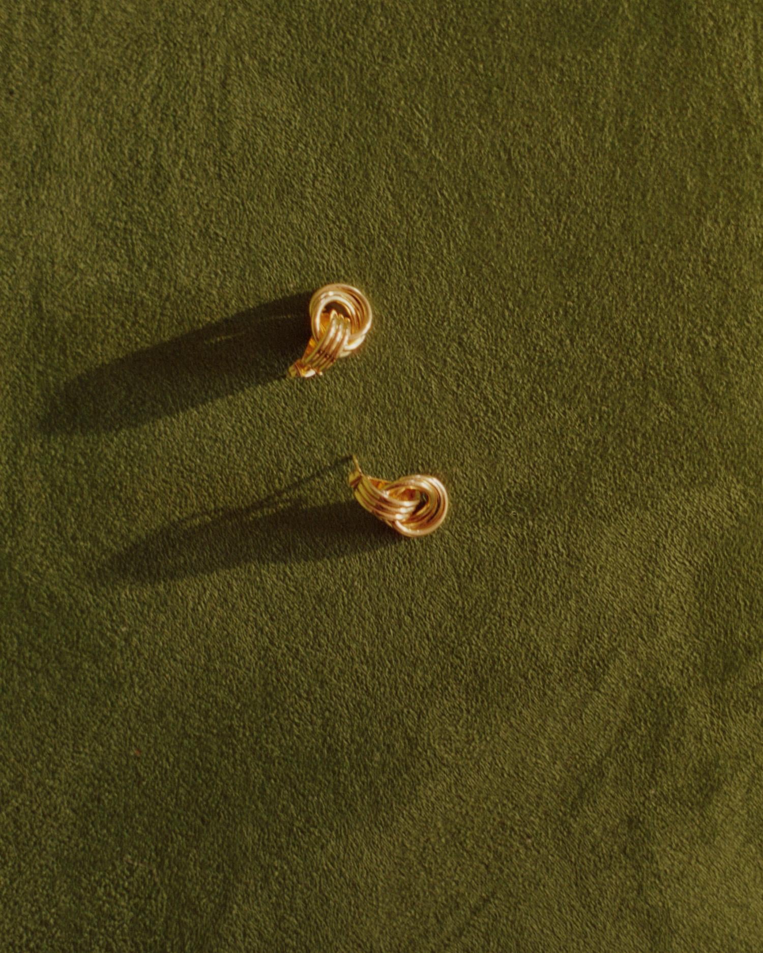 Triple Earring Gol