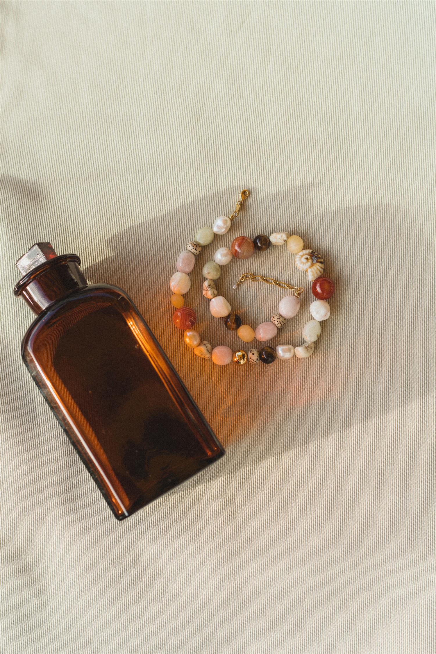 Seaside Necklace-caramel cream