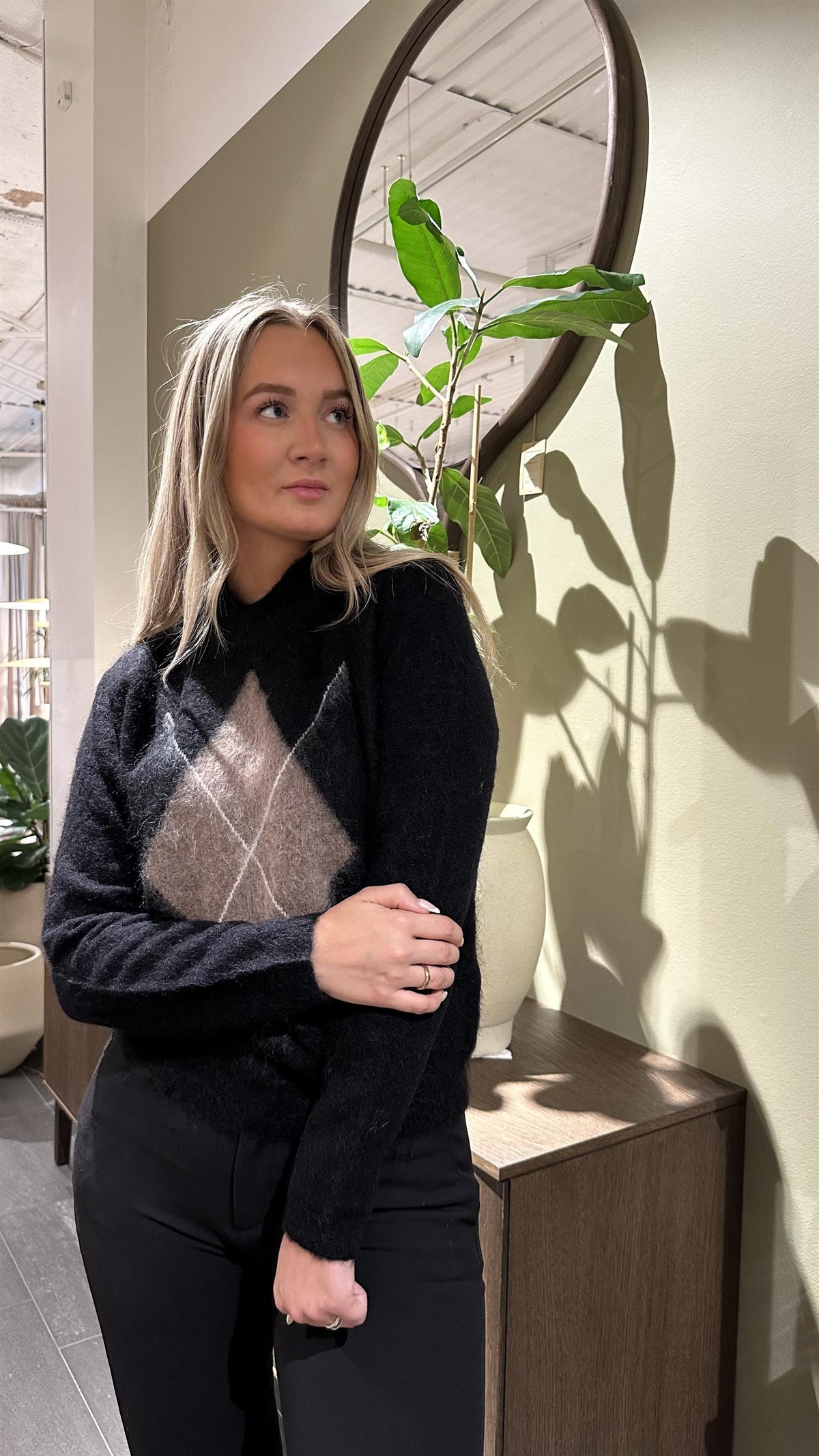 Nora Mohair Pullover Black