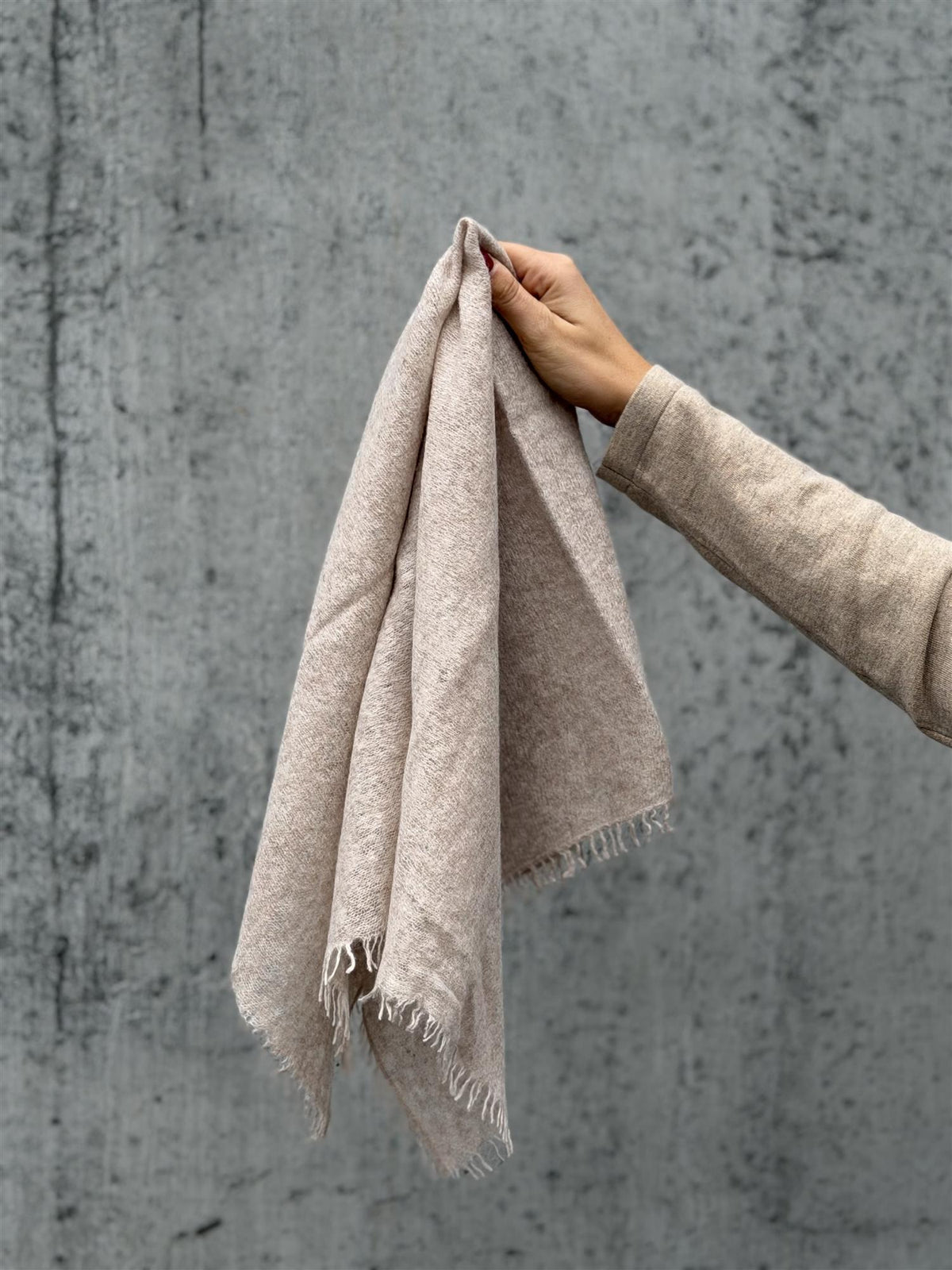 622600Ban Schal Beige