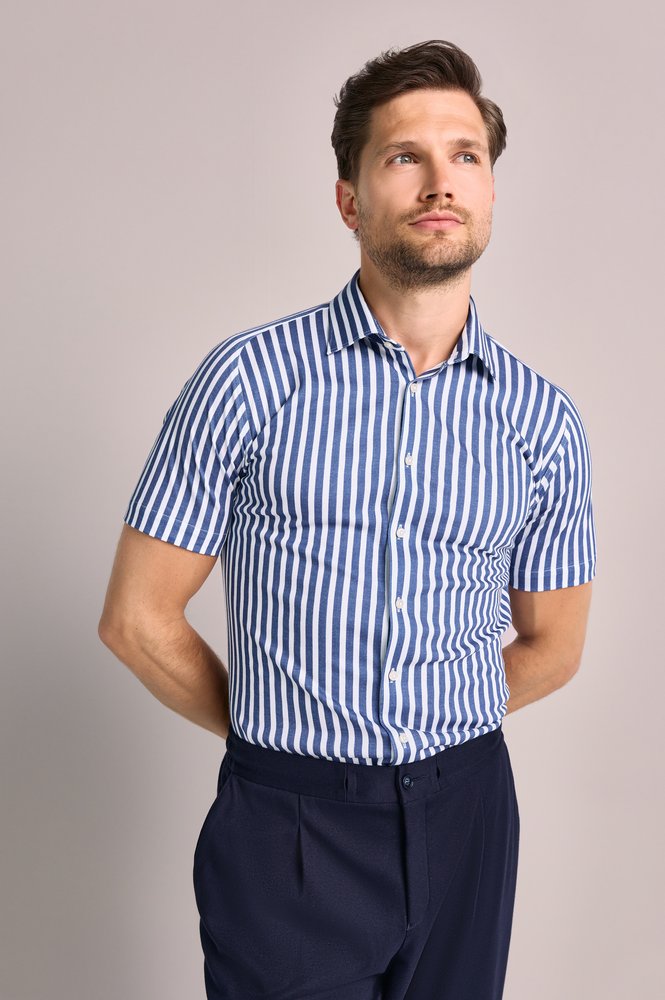 Casual Kent 1/2 Middle Blue Stripes