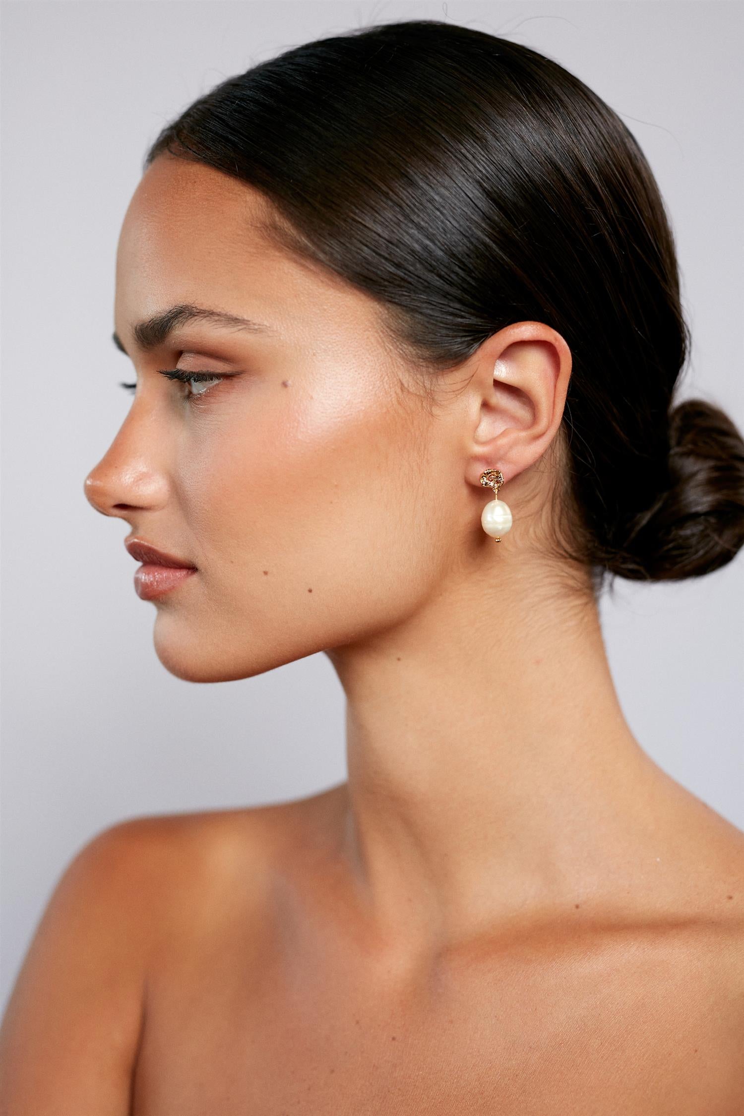 Under the sun earrings