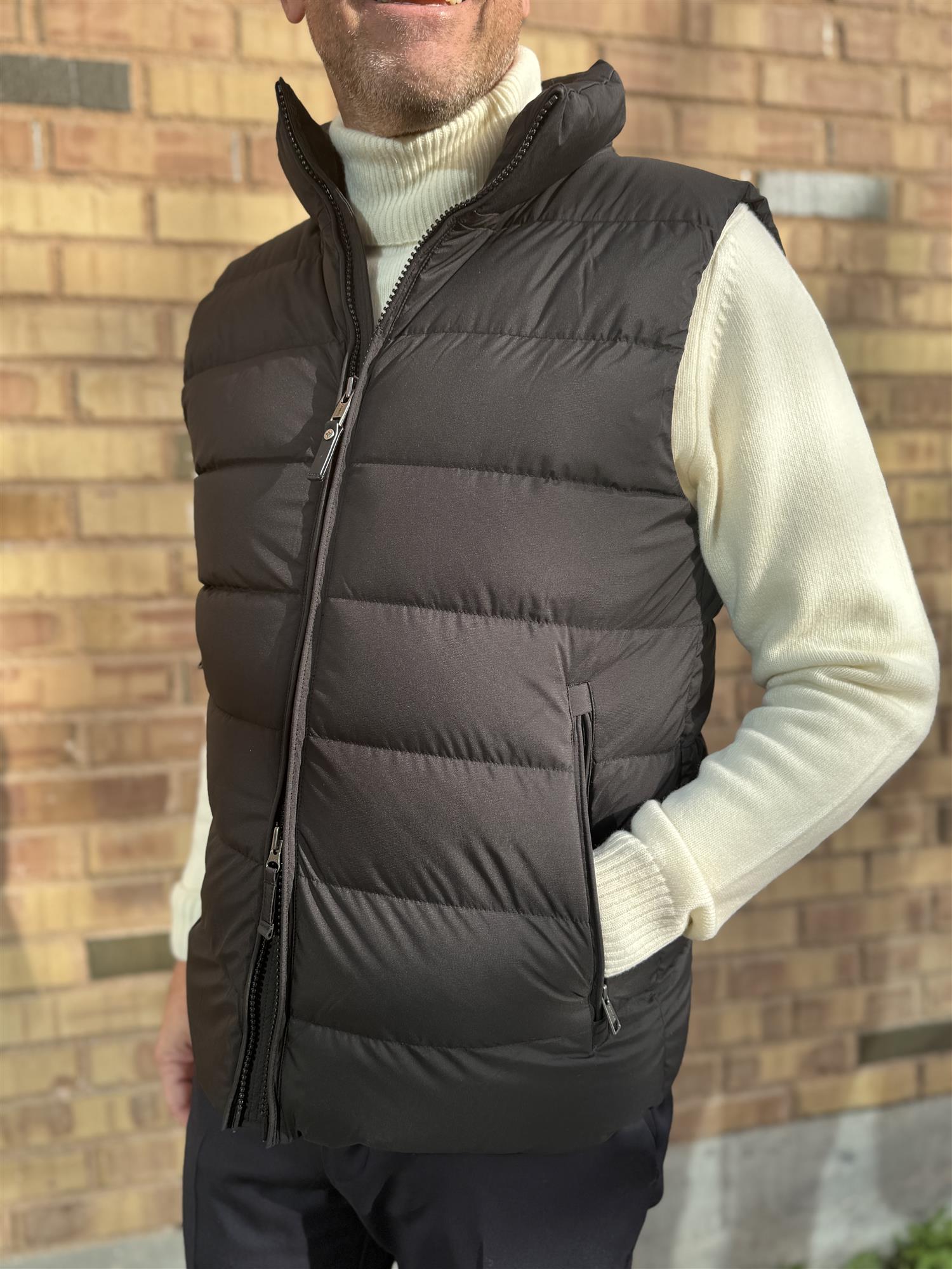 Edwin Short Vest Black