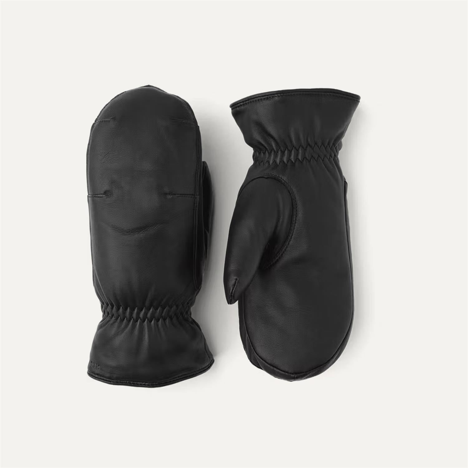 NAOMI MITT Black