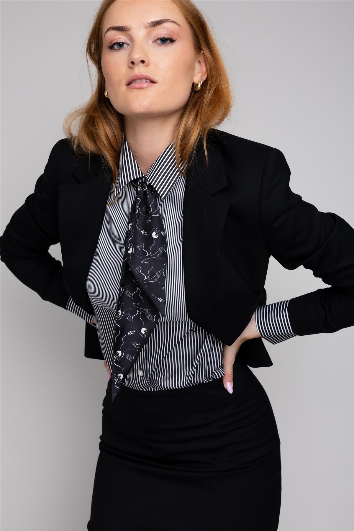 Ava Blazer Black