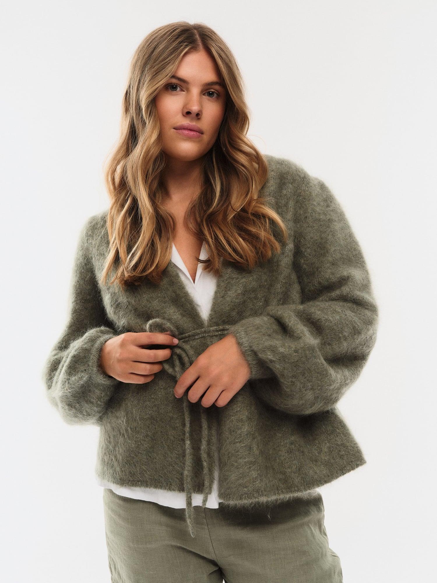 Fredrikke Chunky Cardigan Sage Green