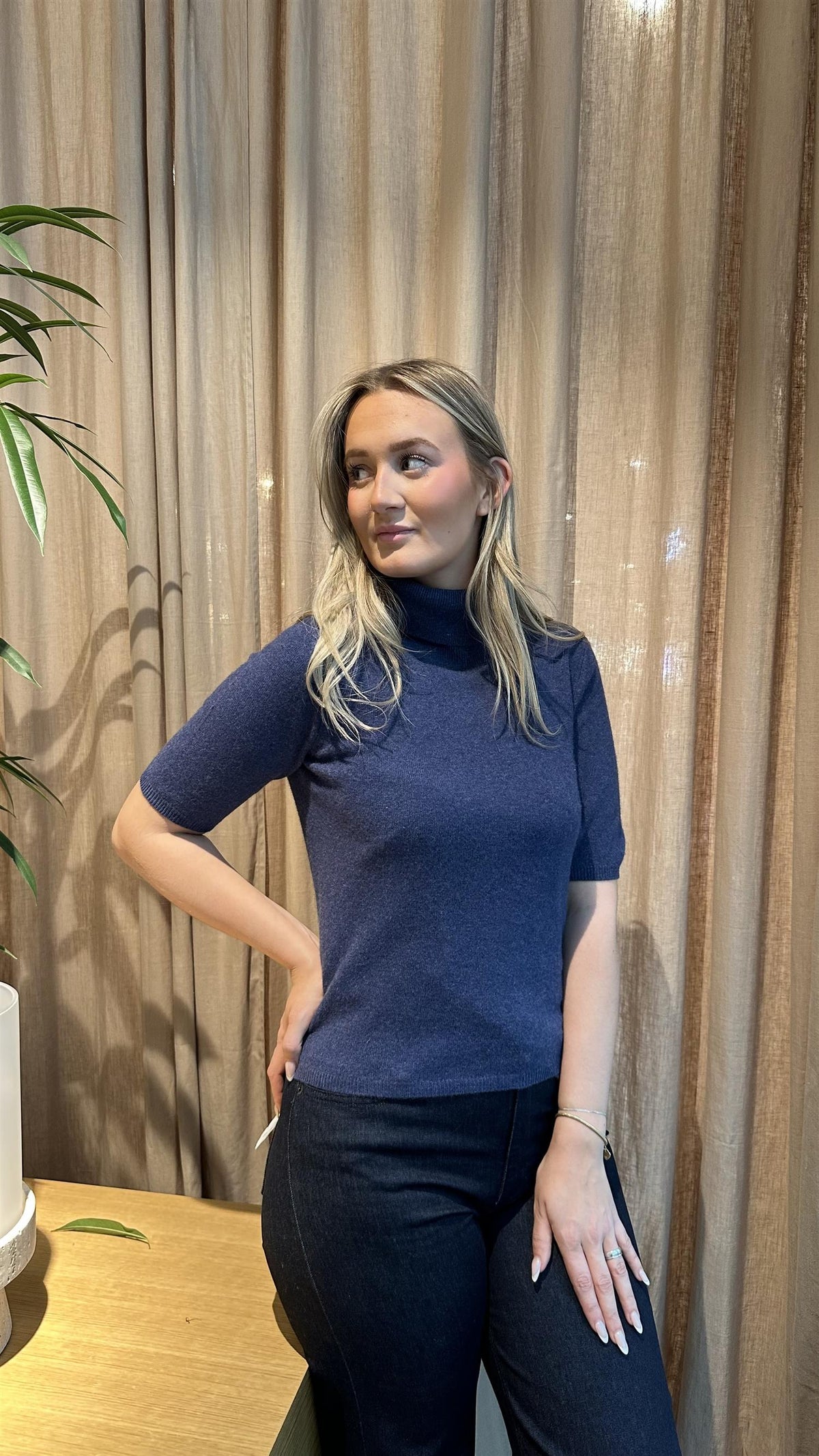 Cashmere Roll Neck Indigo