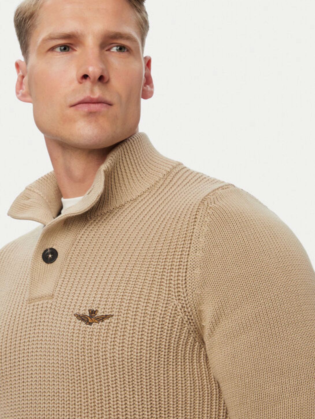 Turtlneck Jumper With Buttons Hazelnut