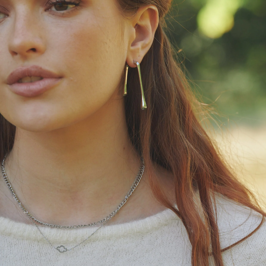 Corinne Drop Bar Earrings Silver