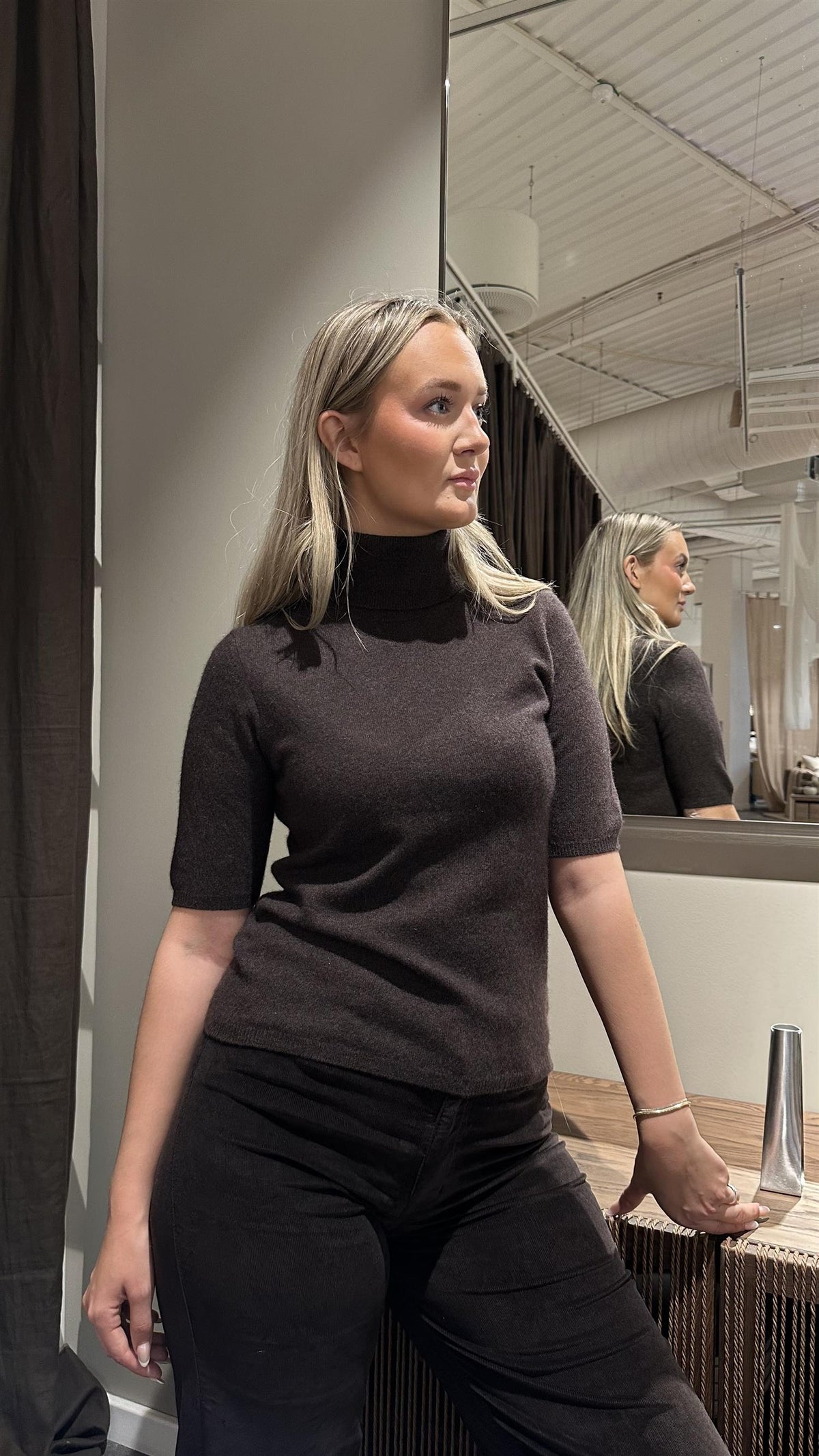 Cashmere Roll Neck Brown