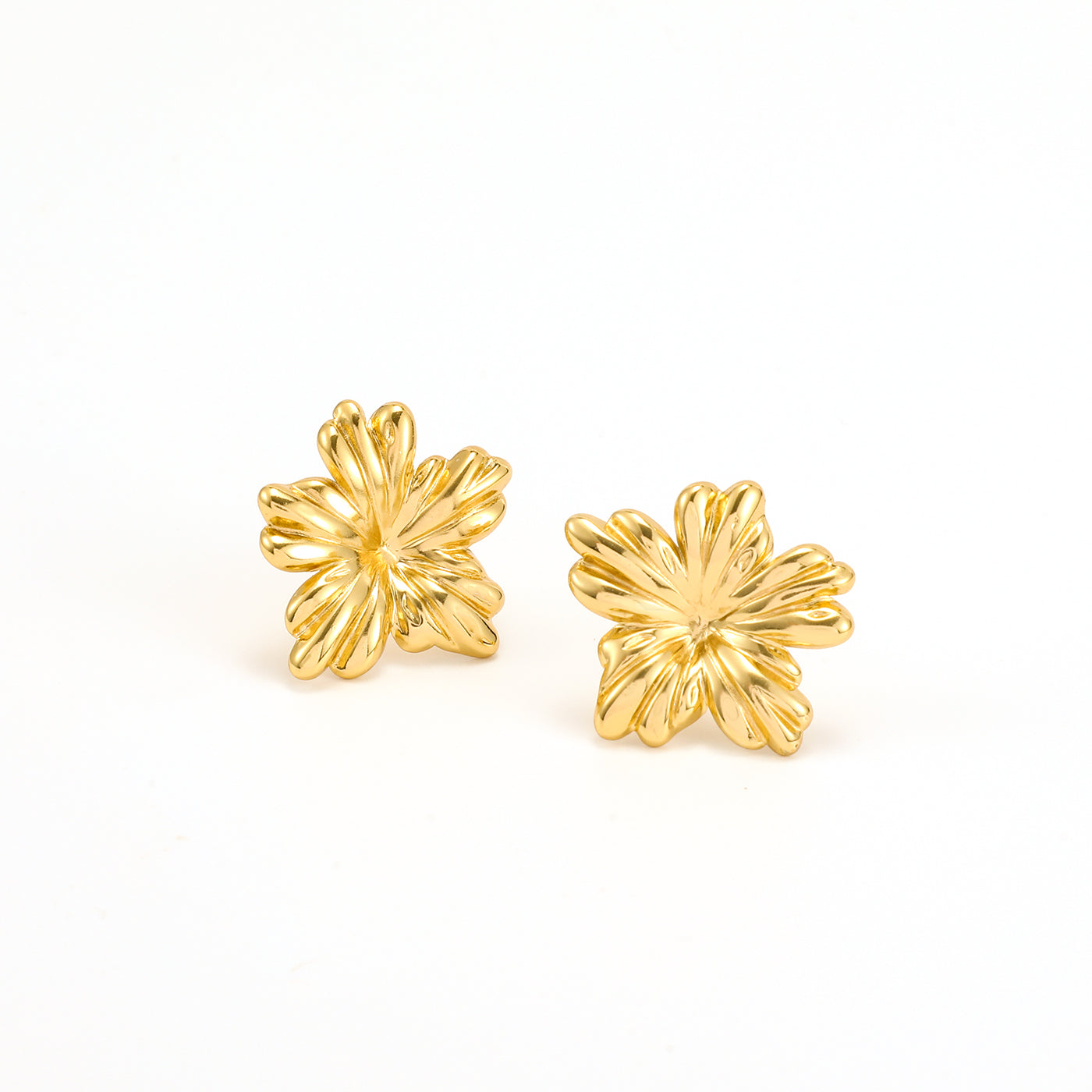 MABEL-FLOWER STUD EARRINGS STAINLESS STEEL-GOLD