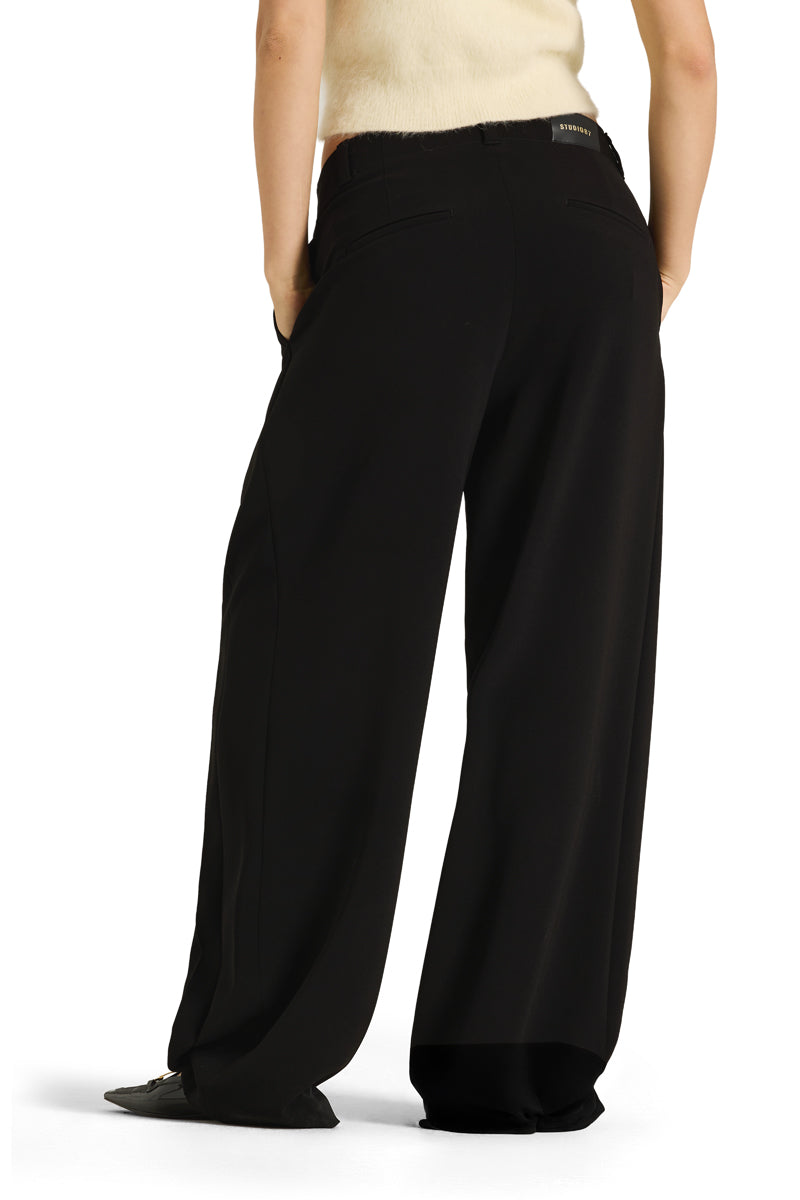Eileen Studio 87 Blck 31"