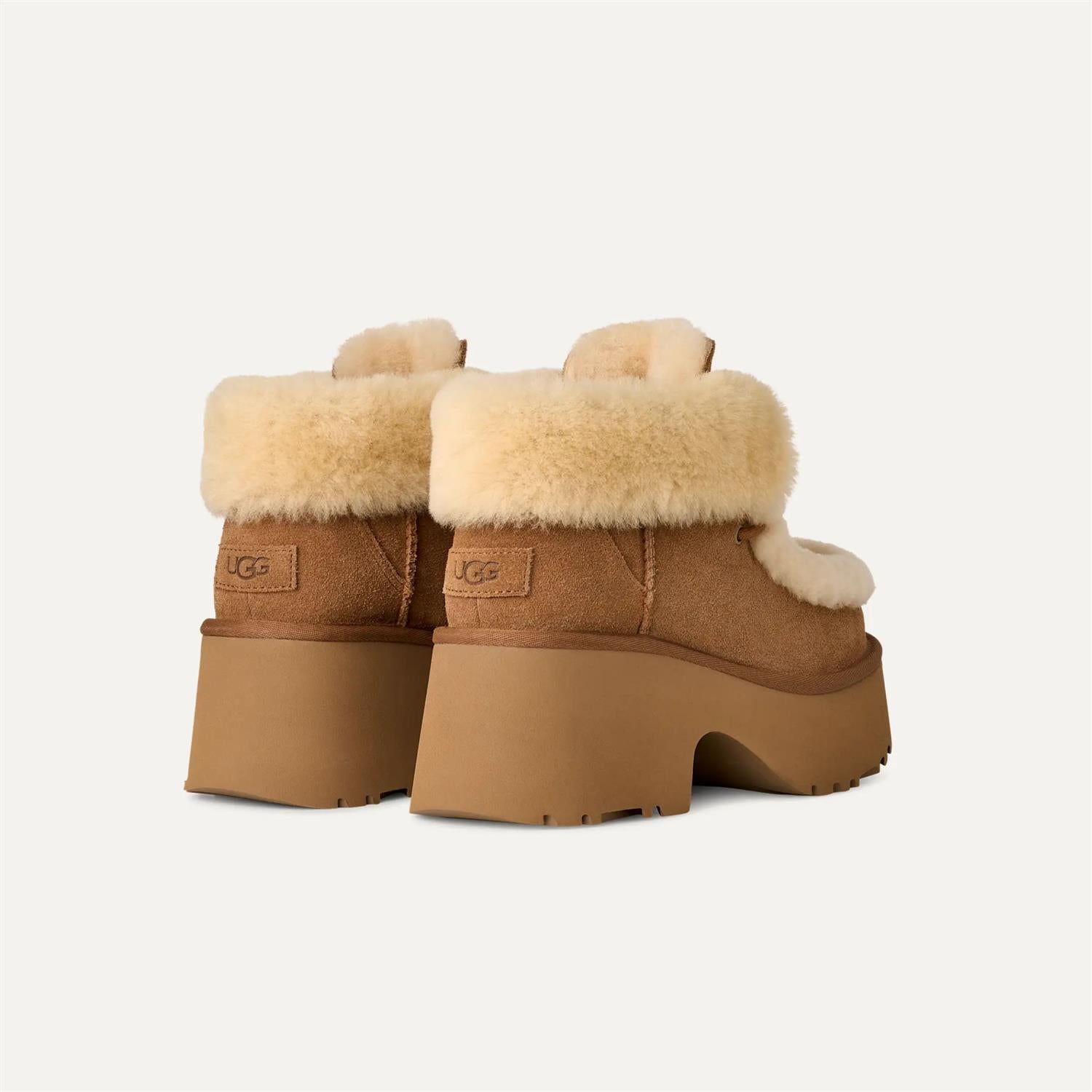 W New Heights Lace Up Chestnut