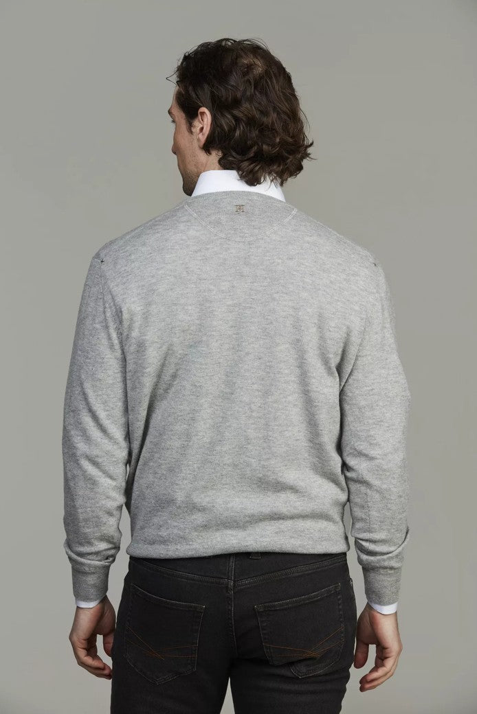 Geelong Knitted V-Neck Sweater Light Grey