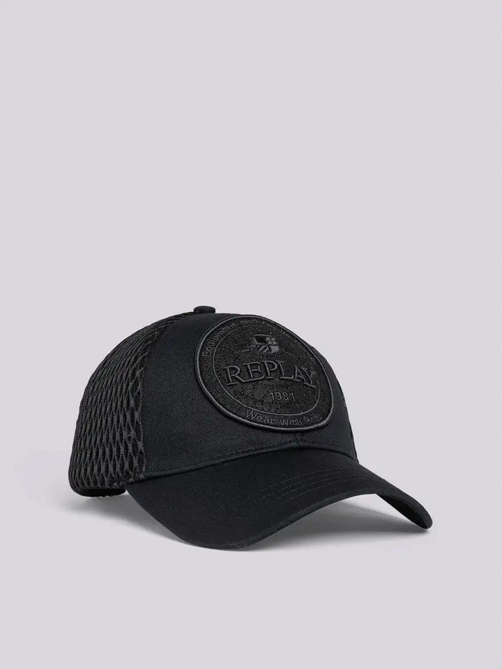 Cap With Maxi Patch Black