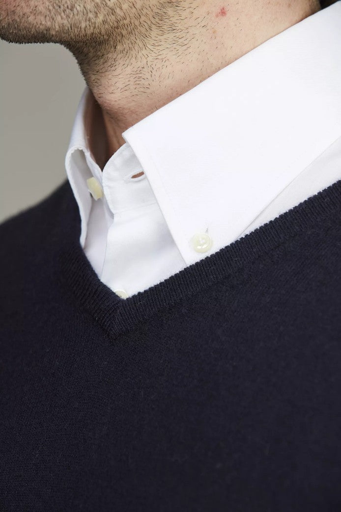 Geelong Knitted V-Neck Sweater Navy