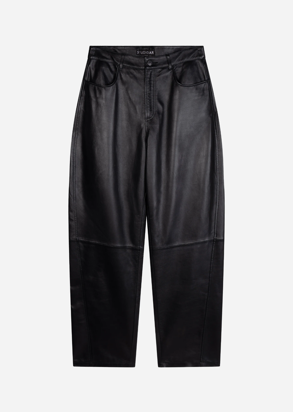 Aila Sheep Soft Waxed Black